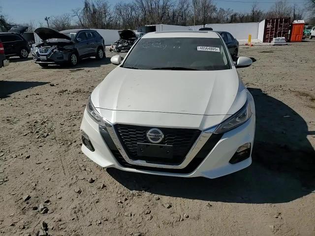 2019 Nissan Altima - Image 10