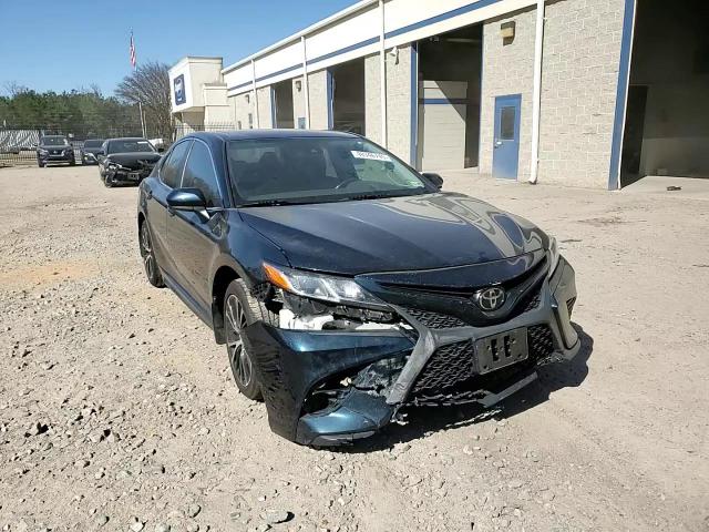 2020 Toyota Camry - Image 11