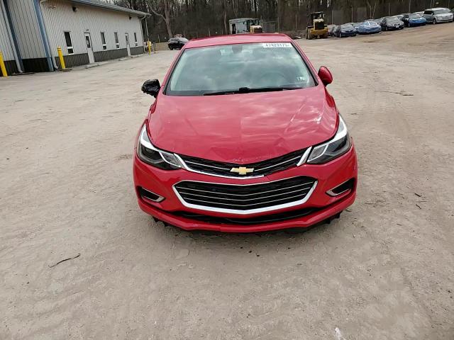 2017 Chevrolet Cruze - Image 13