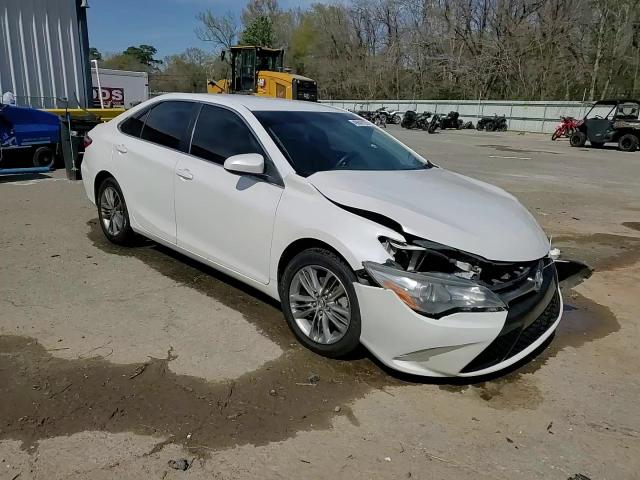 2016 Toyota Camry - Image 13