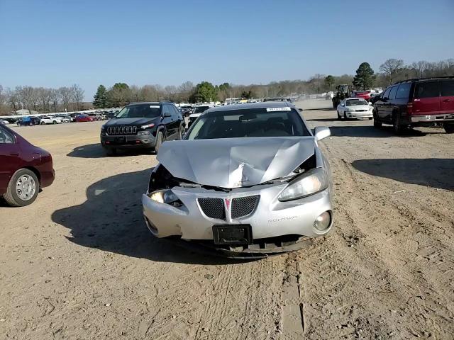 2008 Pontiac Grand Prix - Image 11