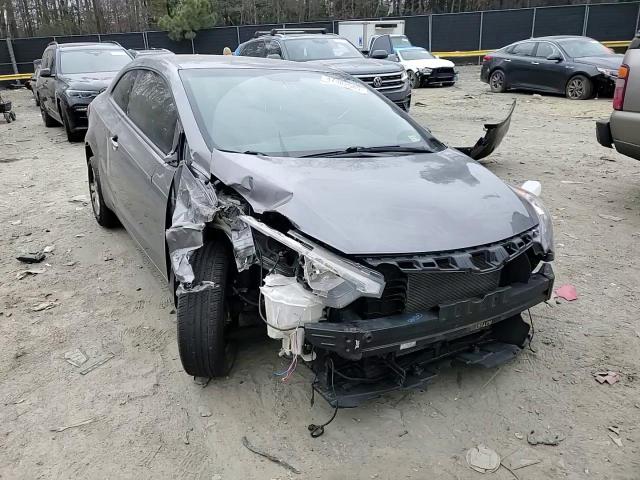 2015 Kia Forte - Image 11