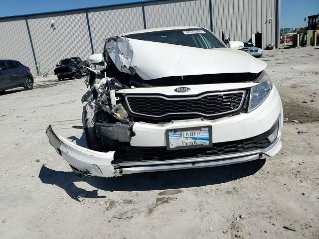 2013 Kia Optima - Image 10