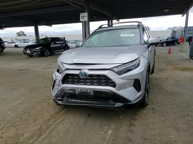 2022 Toyota RAV 4 - Image 11