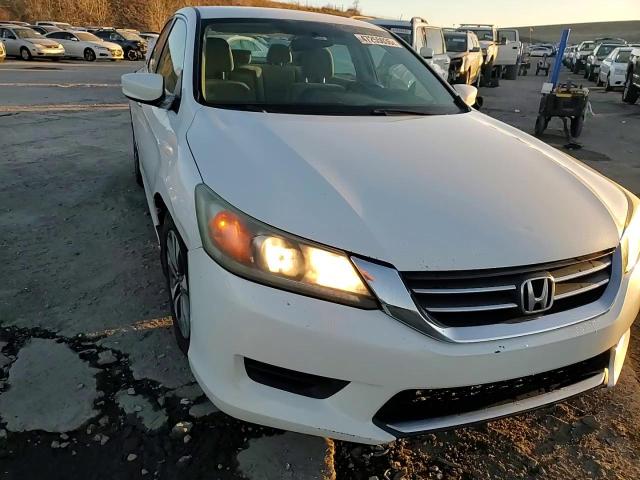 2013 Honda Accord - Image 13