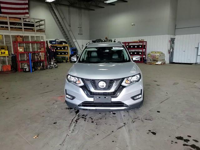 2018 Nissan Rogue - Image 12