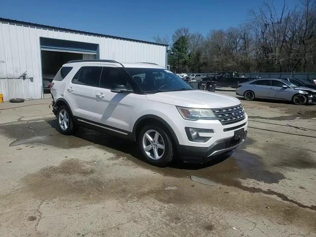 2016 Ford Explorer - Image 14