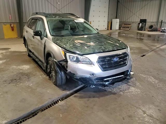2015 Subaru Outback - Image 11