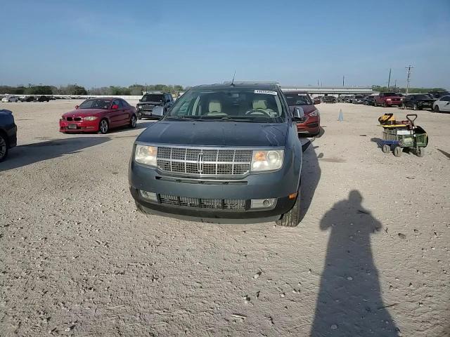 2010 Lincoln MKX - Image 12