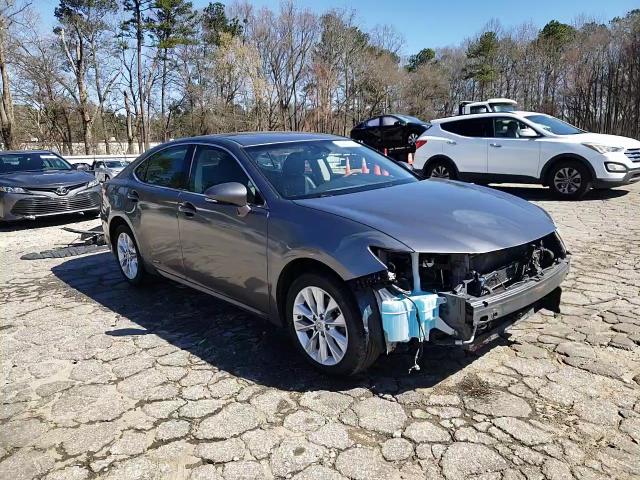 2013 Lexus ES - Image 14