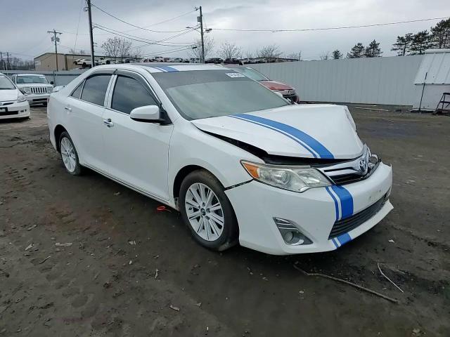 2012 Toyota Camry - Image 10