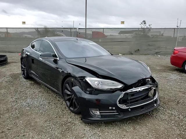 2016 Tesla Model S VIN: 5YJSA1E20GF133410 Lot: 47922145