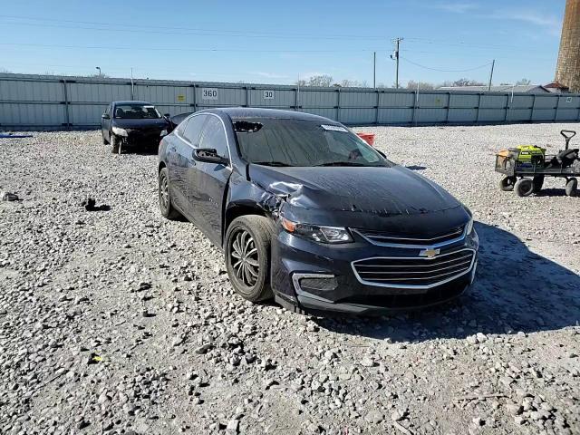 2018 Chevrolet Malibu - Image 11