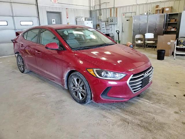 2017 Hyundai Elantra - Image 11