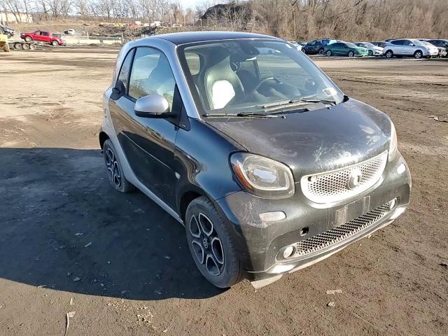 2016 Smart Fortwo - Image 13