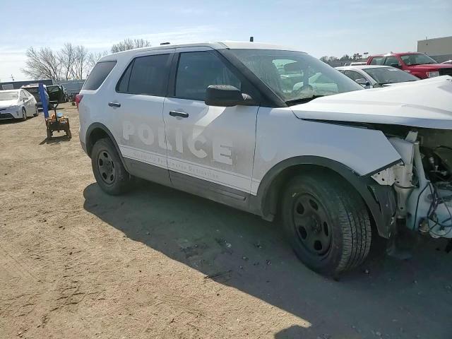 2016 Ford Explorer - Image 12