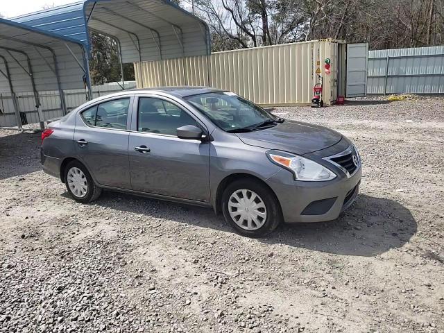 2017 Nissan Versa - Image 11