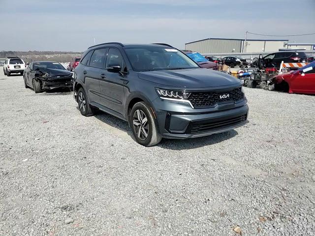 2023 Kia Sorento - Image 12