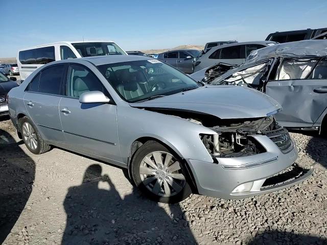 2009 Hyundai Sonata - Image 10