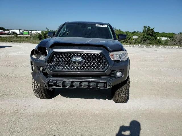 2018 Toyota Tacoma - Image 12