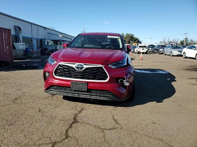 2022 Toyota Highlander - Image 14