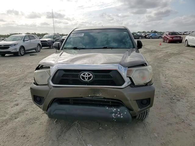 2015 Toyota Tacoma - Image 10
