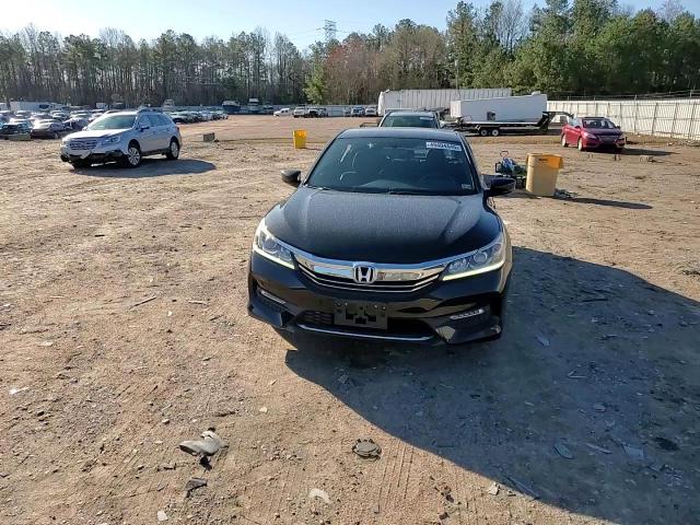 2017 Honda Accord - Image 10