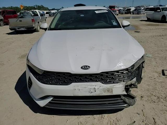2021 Kia K5 - Image 11