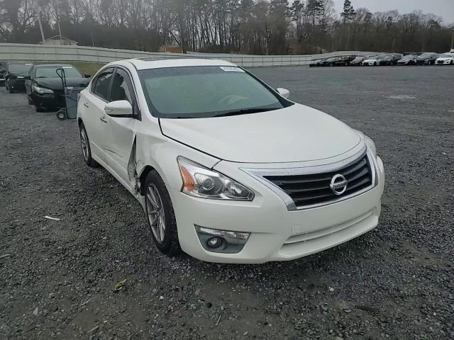 2013 Nissan Altima - Image 11