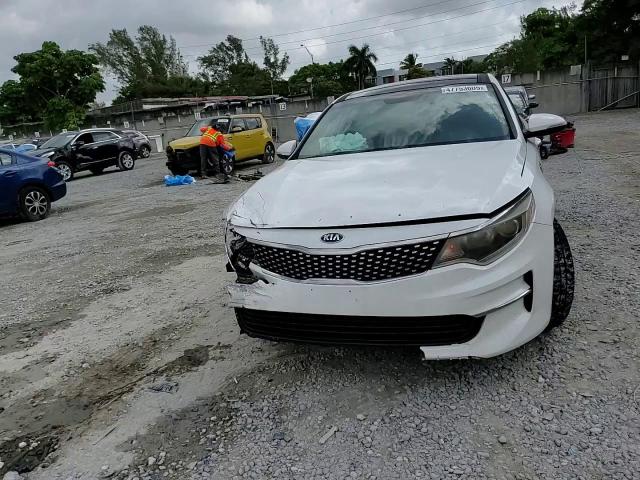 2018 Kia Optima - Image 11