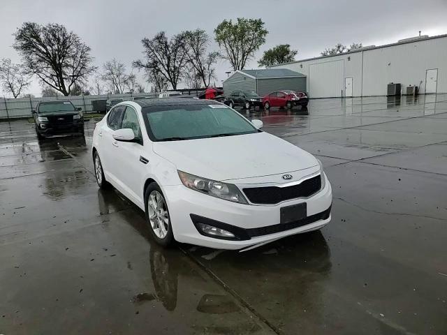 2013 Kia Optima - Image 10