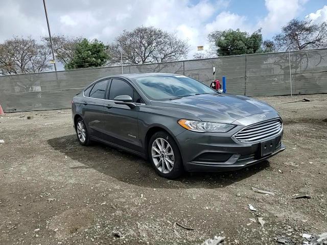 2017 Ford Fusion - Image 11