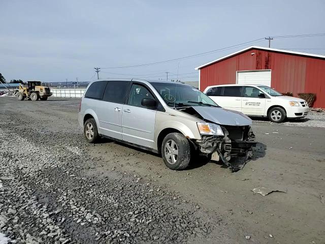 2009 Dodge Caravan - Image 12