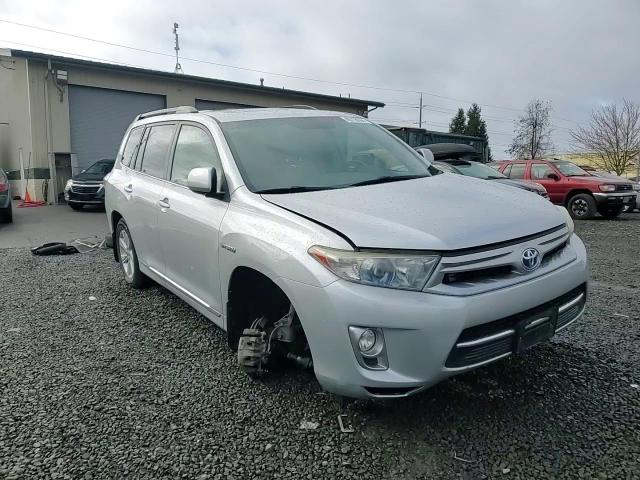 2011 Toyota Highlander - Image 12
