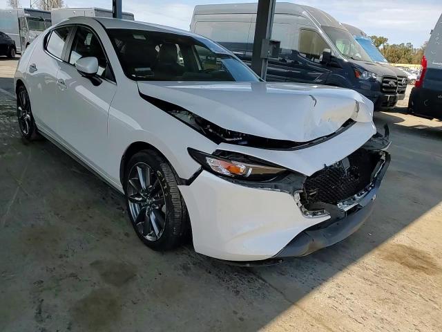 2020 Mazda 3 - Image 10