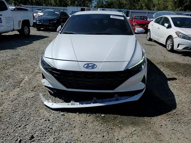 2021 Hyundai Elantra - Image 11
