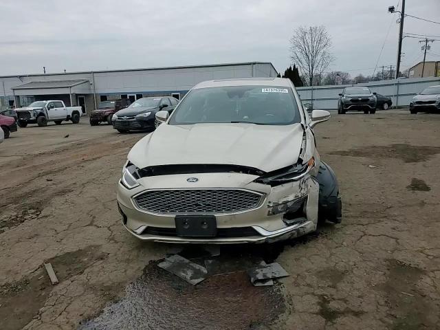 2019 Ford Fusion - Image 11