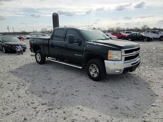 2009 Chevrolet Silverado - Image 11
