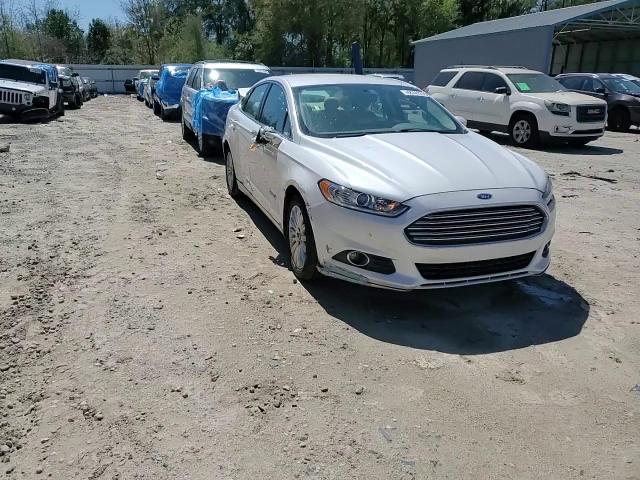 2013 Ford Fusion - Image 13