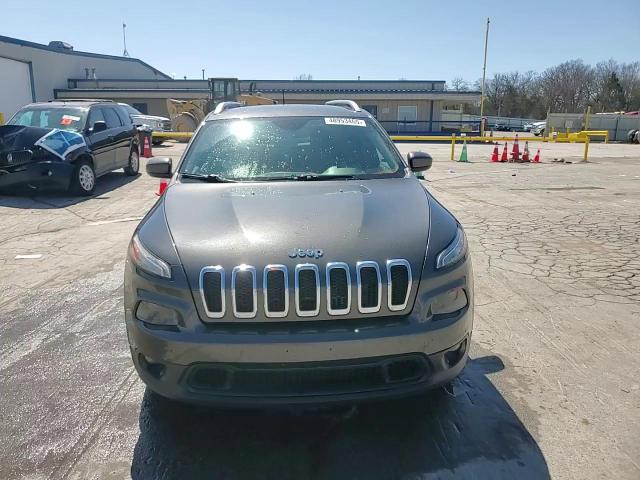 2015 Jeep Grand Cherokee - Image 14