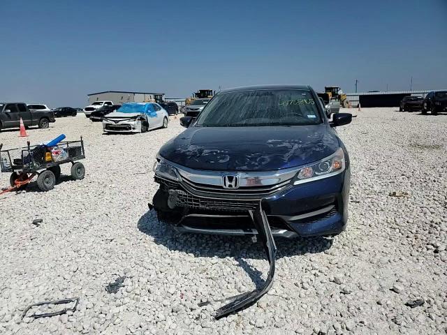 2017 Honda Accord - Image 11