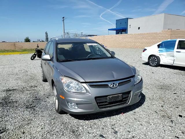 2012 Hyundai Elantra - Image 12