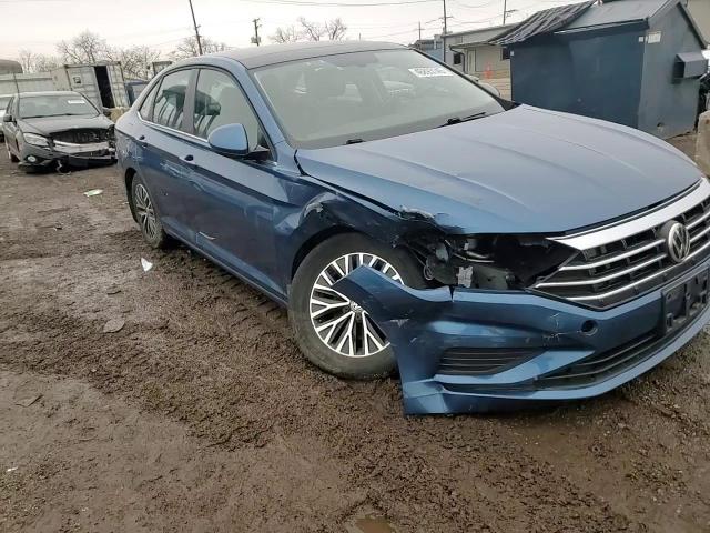 2019 Volkswagen Jetta - Image 11