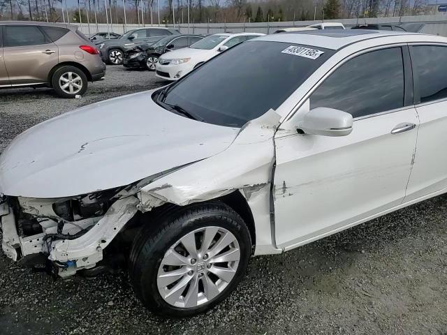 2014 Honda Accord - Image 13
