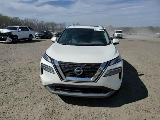2021 Nissan Rogue - Image 12