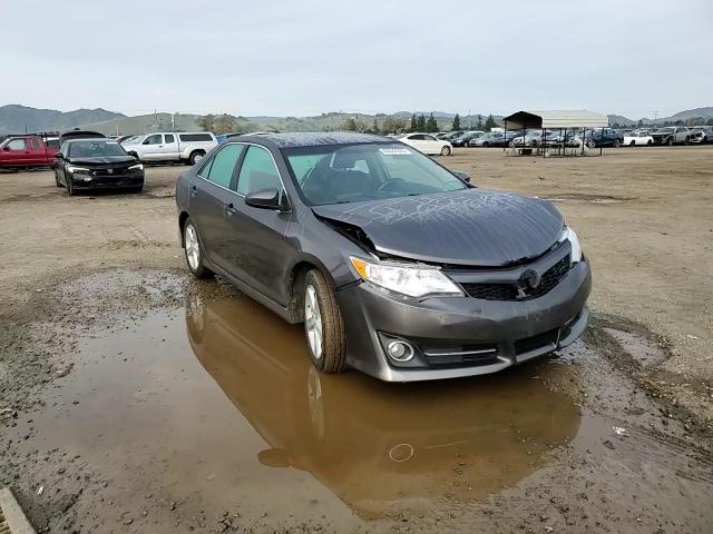 2014 Toyota Camry - Image 11