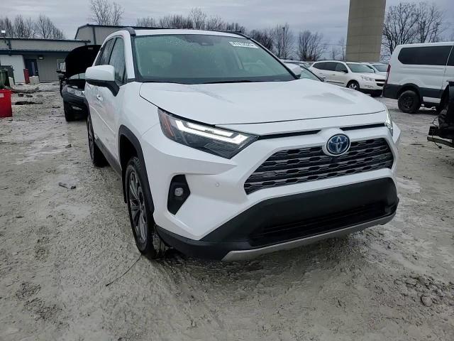 2024 Toyota RAV 4 - Image 14