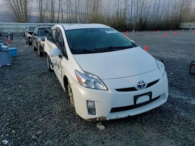 2010 Toyota Prius - Image 10