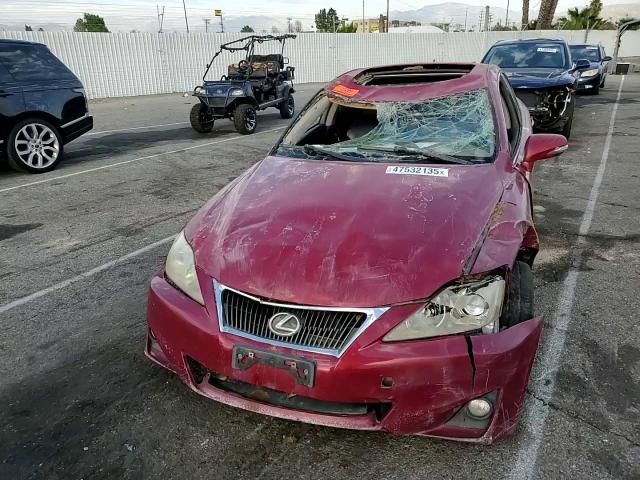 2012 Lexus IS - Image 10