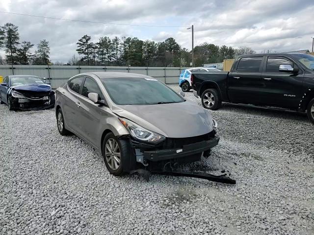 2014 Hyundai Elantra - Image 13